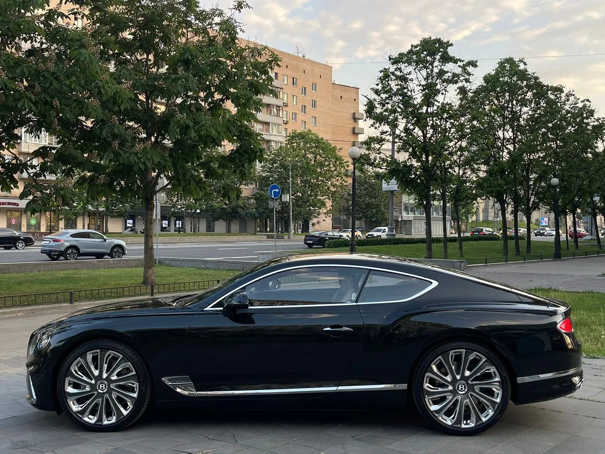 Bentley Continental арендовать Bentley Continental арендовать